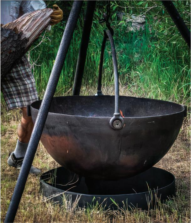 Cowboy Cauldron Steel Fire Ring, 29" High Temp Coating Fire Ring To Enhance Your Outdoor Cooking Experience