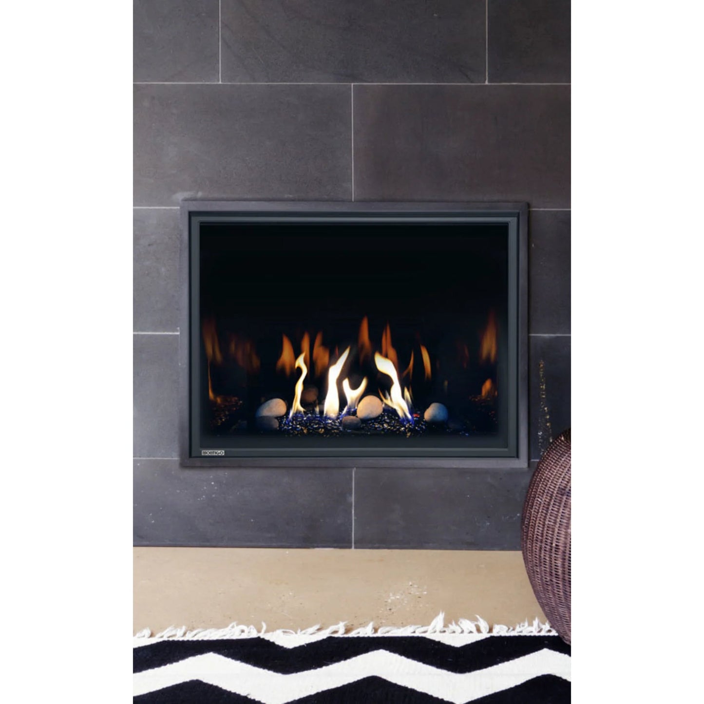 Montigo DelRay Square DRSQ34 Fireplace Full Load