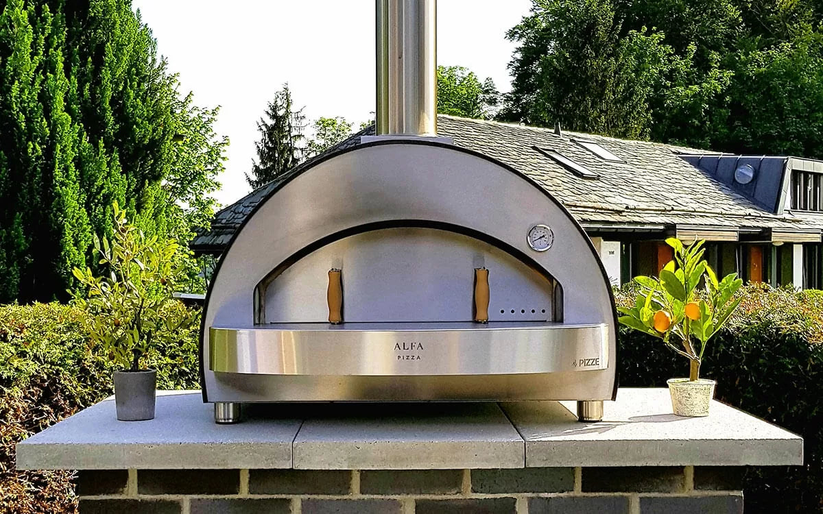 Backyard Pro 31 3/4 Stainless Steel Wood-Fired Outdoor Countertop Pizza  Oven