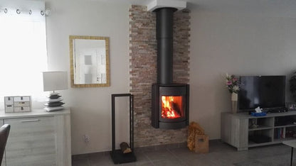 Stûv S30C Wood Burning Stove - Compact Glass Fire Screen, 360° rotating stove