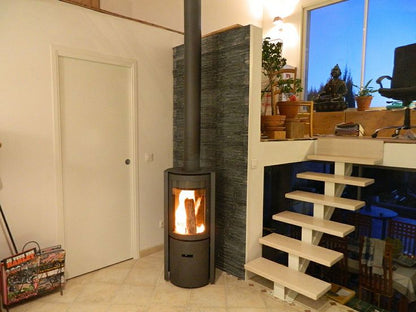 Stûv S30C Wood Burning Stove - Compact Glass Fire Screen, 360° rotating stove